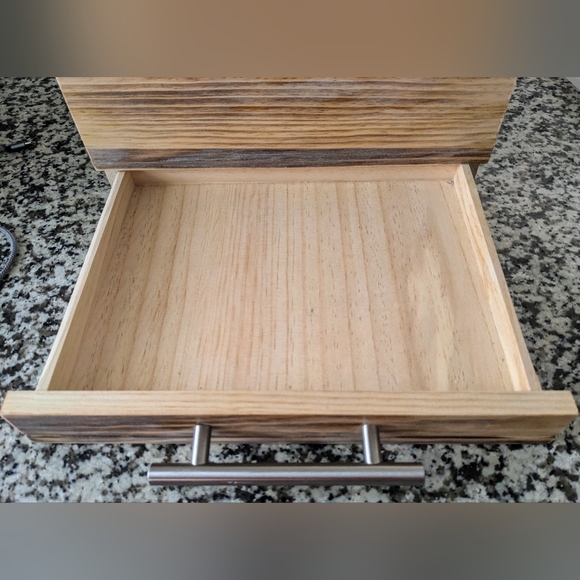 Large 2 Compartment Jewelry Box or Collectible Case. - Picture 5 of 11